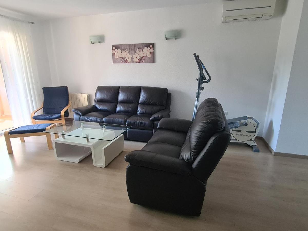 Apartmani Emily Pula Exteriör bild